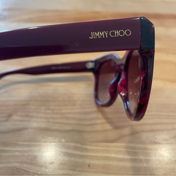 Jimmy Choo sunglasses in very good condition. Pinkish purple frames . - Picture 3 of 6